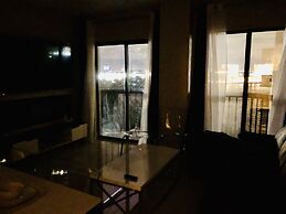 2701 · Luxury Lakefront Unit With Pool Views