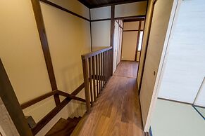 RESI STAY Villa Silktree