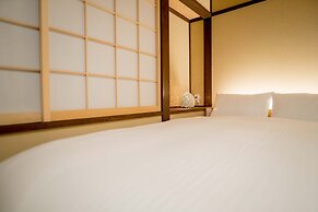 RESI STAY Villa Silktree