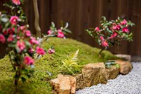 RESI STAY Villa Silktree