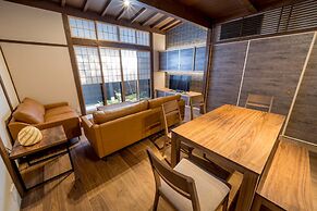 RESI STAY Villa Silktree