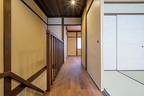 RESI STAY Villa Silktree