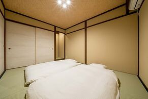 RESI STAY Villa Silktree