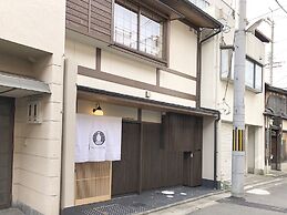 RESI STAY Villa Silktree