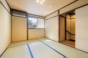 RESI STAY Villa Silktree