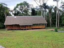 Huitoto Lake Lodge