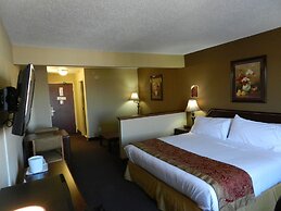Luxury Inn & Suites