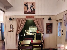 Heartland Country Resort & Lodge