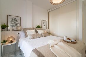 Whispering Palms Apartment