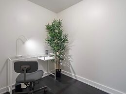 Sterling Suites - Yaletown