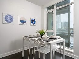 Sterling Suites - Yaletown