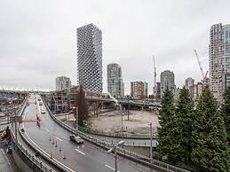 Sterling Suites - Yaletown