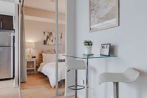 Sterling Suites - Financial District