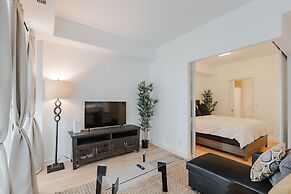 Sterling Suites - Financial District