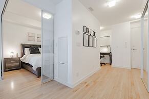 Sterling Suites - Financial District