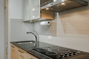 Sterling Suites - Financial District