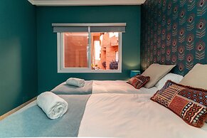 Chic Oasis on the Coast