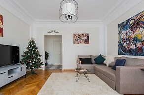 GM Apartment Bolshaya Dmitrovka 21-7