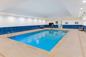 La Quinta Inn & Suites by Wyndham Texas City I 45