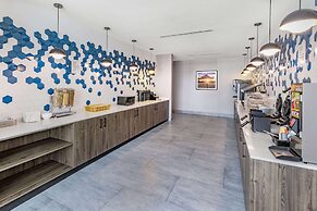 La Quinta Inn & Suites by Wyndham Texas City I 45