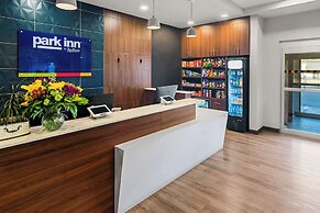 Park Inn by Radisson, Kelowna