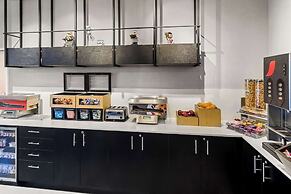 Park Inn by Radisson, Kelowna