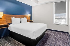 Park Inn by Radisson, Kelowna