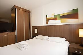 360 Nobile Suítes by Ozped