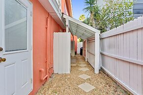 Bernadette's Beach House - NEW Listing! Home on Sunset Beach/large Roo