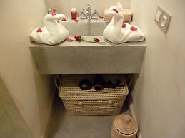 RIAD ET SPA MISRIA LES OLIVIERS