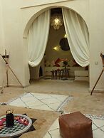 RIAD ET SPA MISRIA LES OLIVIERS
