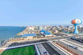 Cambria Hotel Ocean City - Bayfront