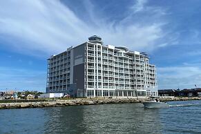 Cambria Hotel Ocean City - Bayfront