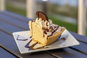 Cambria Hotel Ocean City - Bayfront