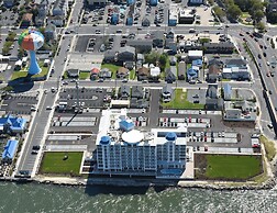 Cambria Hotel Ocean City - Bayfront