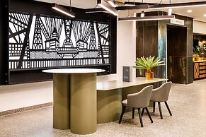 Mercure Newport Hotel