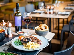 Mercure Newport Hotel