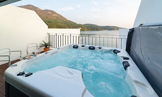 Hi Mohang Pool Villa