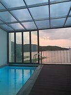 Hi Mohang Pool Villa