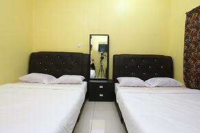 OYO 89819 Raz Hotel Kelulut