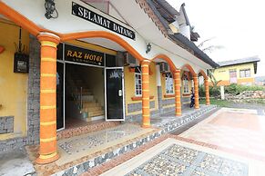 OYO 89819 Raz Hotel Kelulut