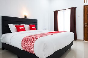 OYO 2169  Anugrah Bromo Homestay