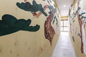 Cocoroom Guesthouse Cafe and Garden - Hostel