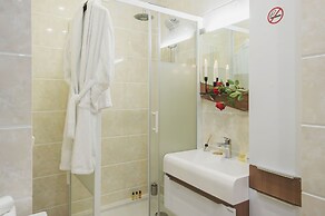 GM Apartment Leontievskii 6 bld 2