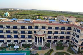 Green Desert Hotel