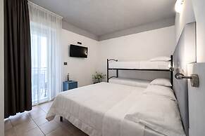 Noah Beach Hotel