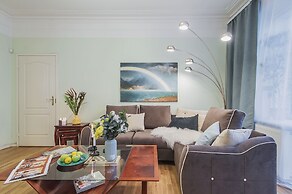 GM Apartment Staropimenovskii 16