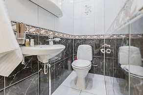 GM Apartment Staropimenovskii 16