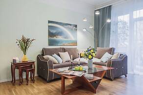 GM Apartment Staropimenovskii 16