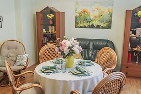 GM Apartment Staropimenovskii 16